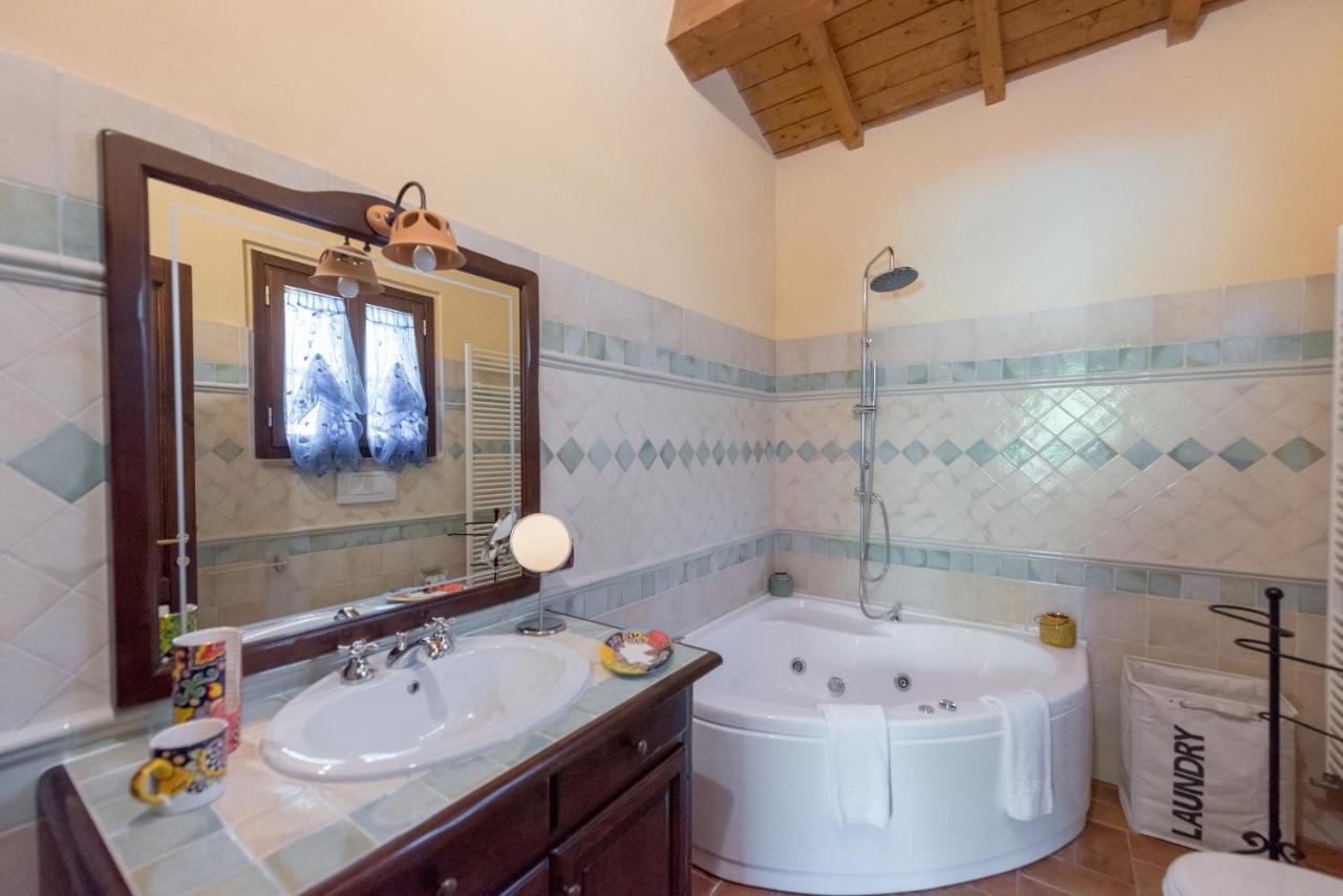 Santa Croce Resort Torgiano Bagian luar foto